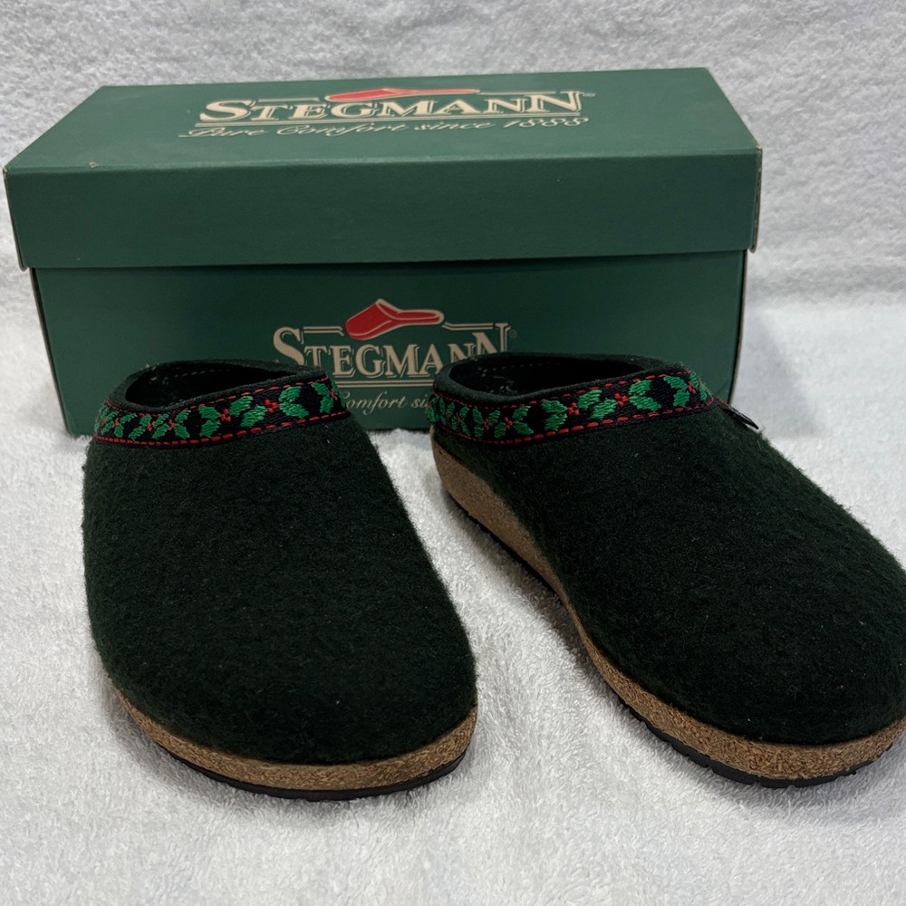 Stegmann Green Wool Clogs with Holly Trim
